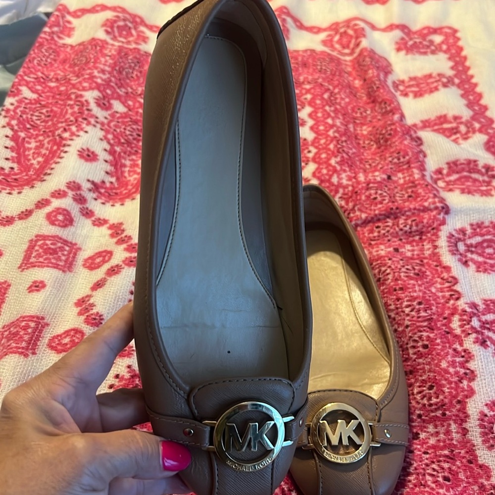 Michael Kors Fulton Flats size 9.5